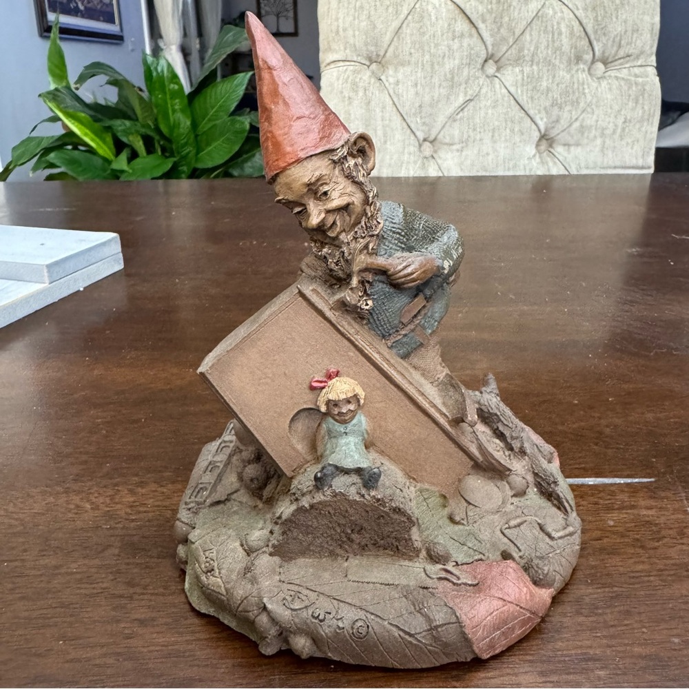 Tom Clark NOAH Gnome Sculpture by CAIRN STUDIOS Vintage 1988 Cairn Studio